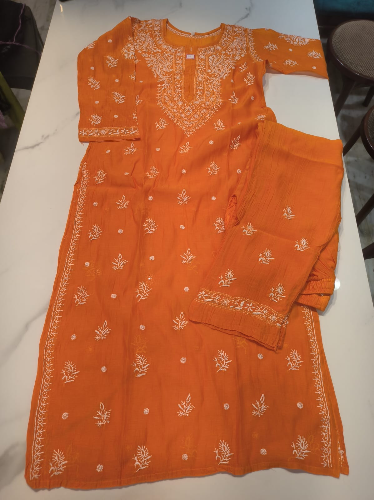 Mul Chanderi Kurti with Pants - Image 3